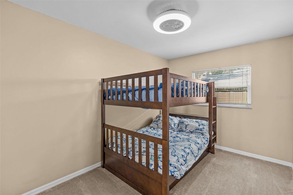 Image 25 of property listing at 10472 ORANGE BLOSSOM LANE, Seminole, FL 33772