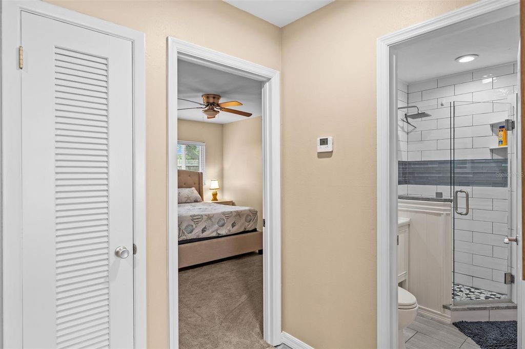 Image 27 of property listing at 10472 ORANGE BLOSSOM LANE, Seminole, FL 33772