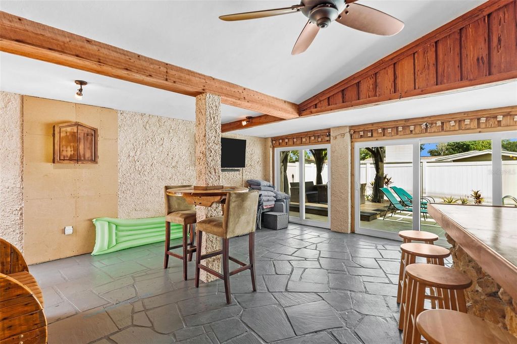 Image 33 of property listing at 10472 ORANGE BLOSSOM LANE, Seminole, FL 33772