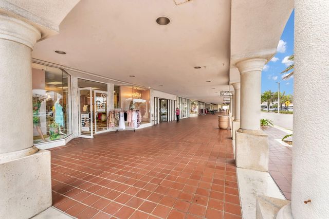 3610 S Ocean Boulevard 610, South Palm Beach, FL 33480