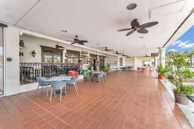 3610 S Ocean Boulevard 610, South Palm Beach, FL 33480