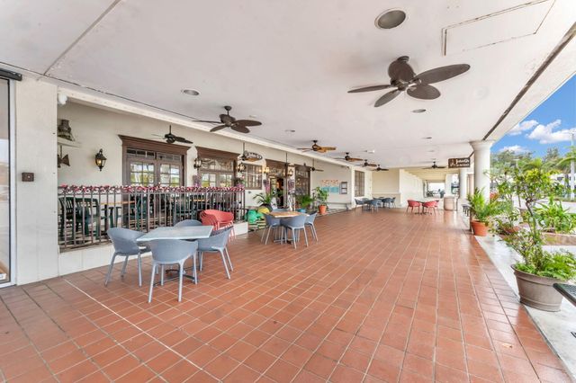 3610 S Ocean Boulevard 610, South Palm Beach, FL 33480