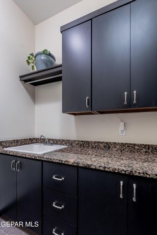 1444 FRANKLIN DELL Street, El Paso, TX 79912