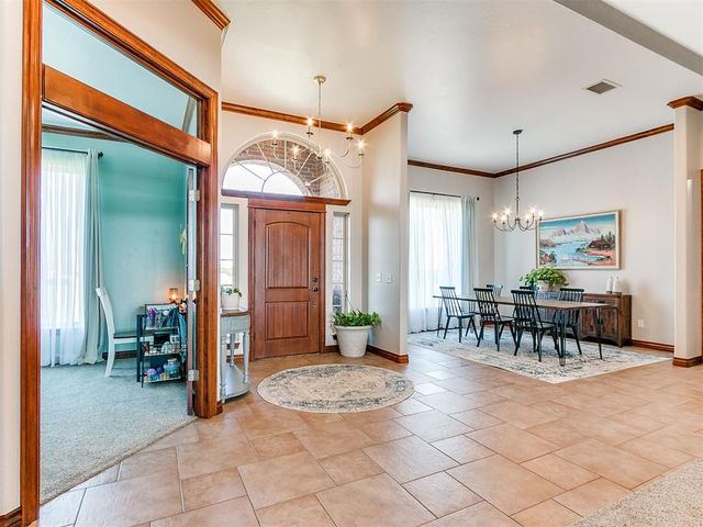 17801 Chatham Hills Road, Norman, OK 73071