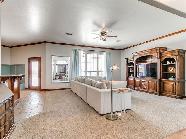 17801 Chatham Hills Road, Norman, OK 73071