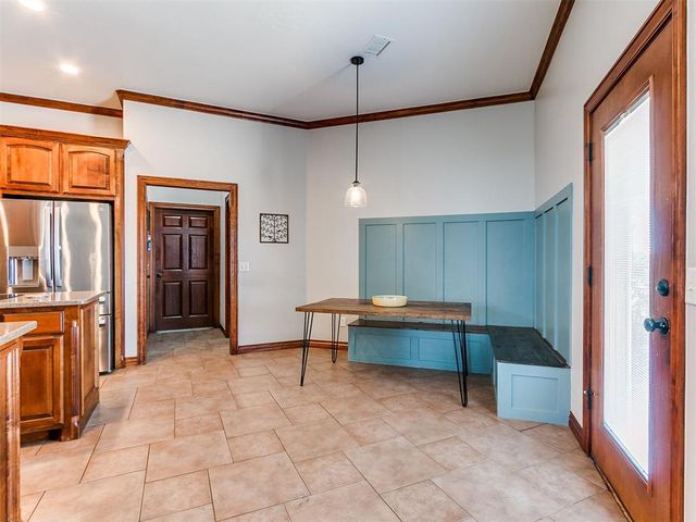 17801 Chatham Hills Road, Norman, OK 73071