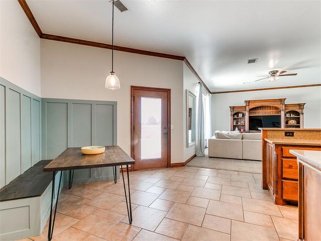 17801 Chatham Hills Road, Norman, OK 73071