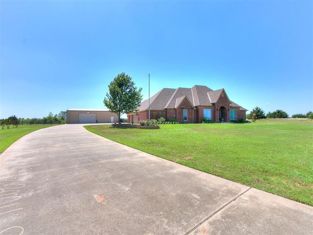 17801 Chatham Hills Road, Norman, OK 73071