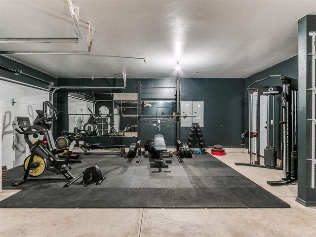 17801 Chatham Hills Road, Norman, OK 73071