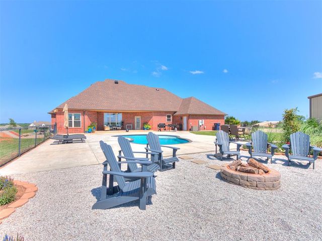 17801 Chatham Hills Road, Norman, OK 73071