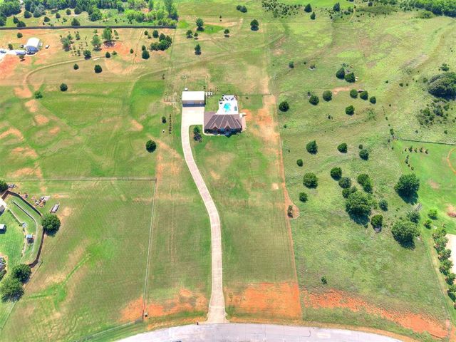 17801 Chatham Hills Road, Norman, OK 73071