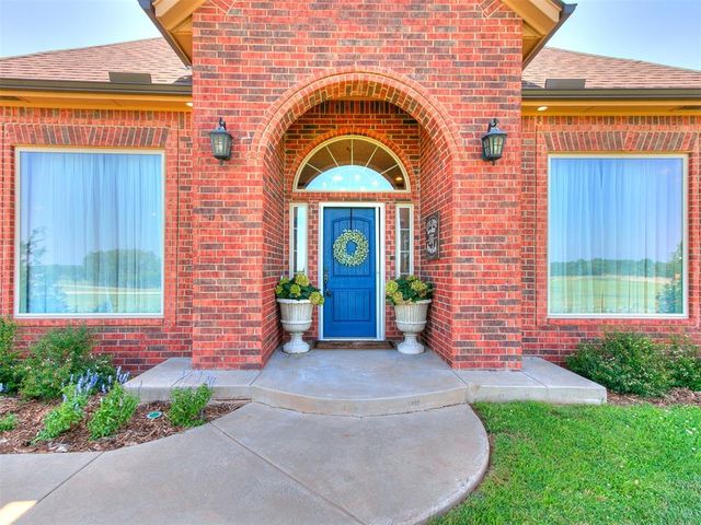 17801 Chatham Hills Road, Norman, OK 73071