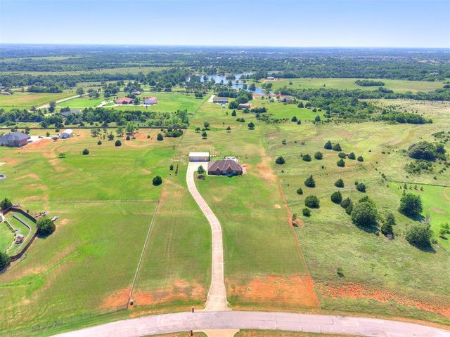 17801 Chatham Hills Road, Norman, OK 73071