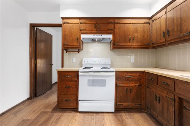 2001 Place Liberte Drive, Liberty, MO 64068
