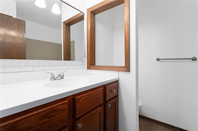 2001 Place Liberte Drive, Liberty, MO 64068
