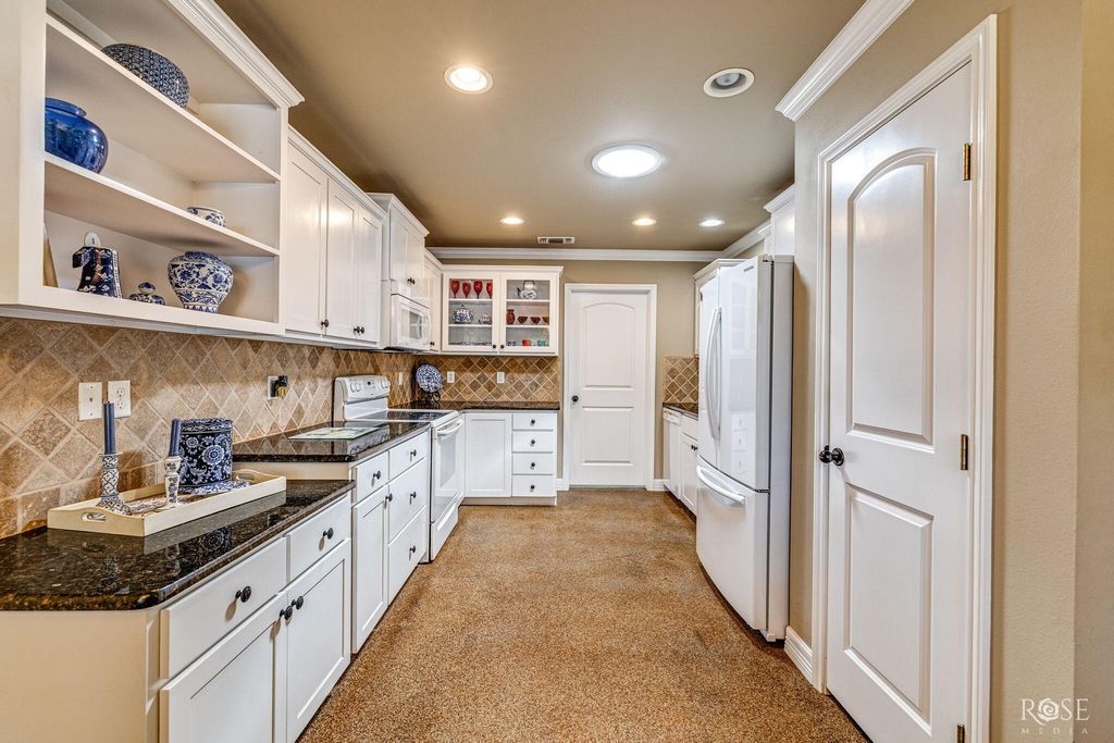 Image 9 of property listing at 4234 Lexington Place, San Angelo, TX 76904