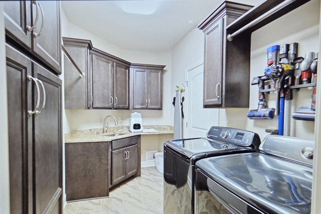 5232 Mead Park Dr, Thompsons Station, TN 37179