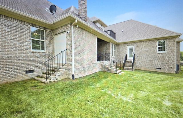 5232 Mead Park Dr, Thompsons Station, TN 37179