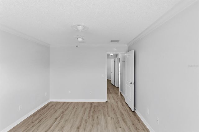 1595 GOLDEN RIDGE DRIVE, The Villages, FL 32162