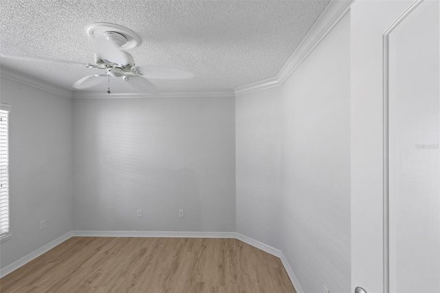 1595 GOLDEN RIDGE DRIVE, The Villages, FL 32162