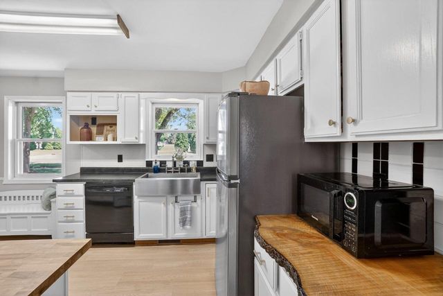 1156 12th Street, Baraboo, WI 53913