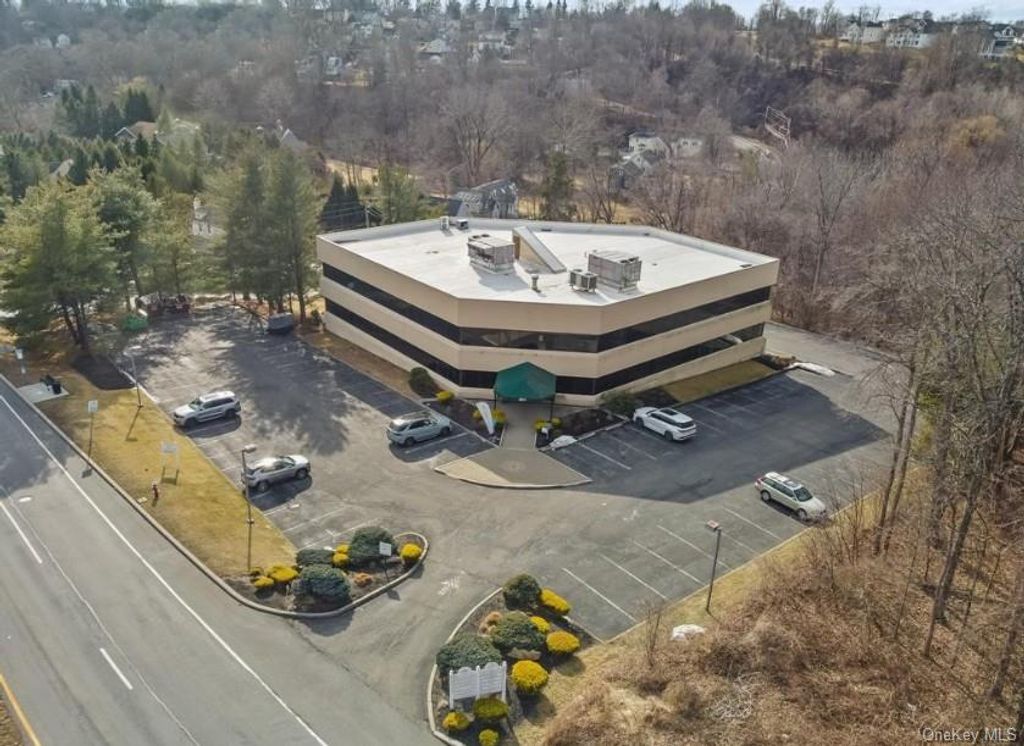 401 Columbus Avenue, Valhalla, NY 10595 — exterior