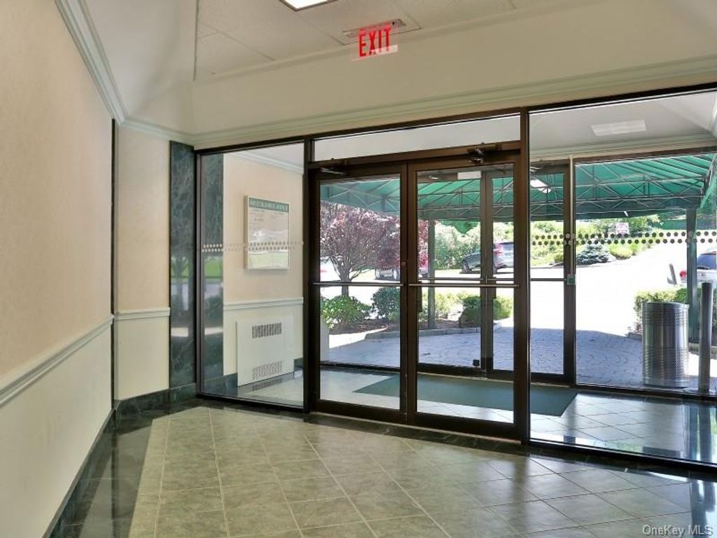 401 Columbus Avenue, Valhalla, NY 10595 — photo 4