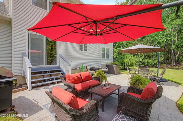 6 Drift Road, Freehold, NJ 07728