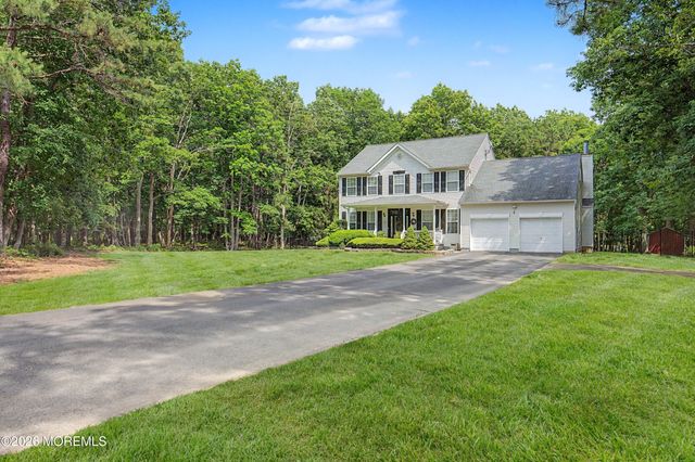 6 Drift Road, Freehold, NJ 07728