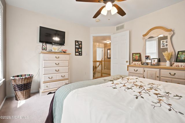 6 Drift Road, Freehold, NJ 07728
