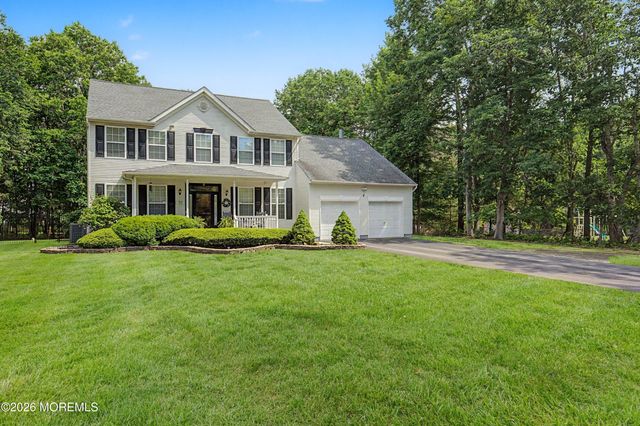 6 Drift Road, Freehold, NJ 07728