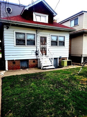 7950 S Indiana Avenue, Chicago, IL 60619