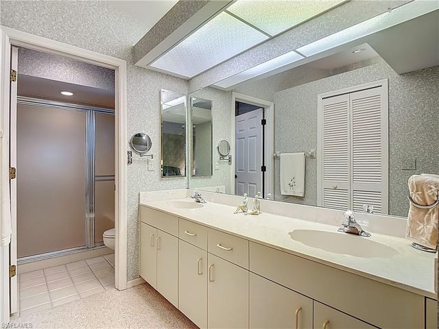 2181 Rio Nuevo DR, North Fort Myers, FL 33917