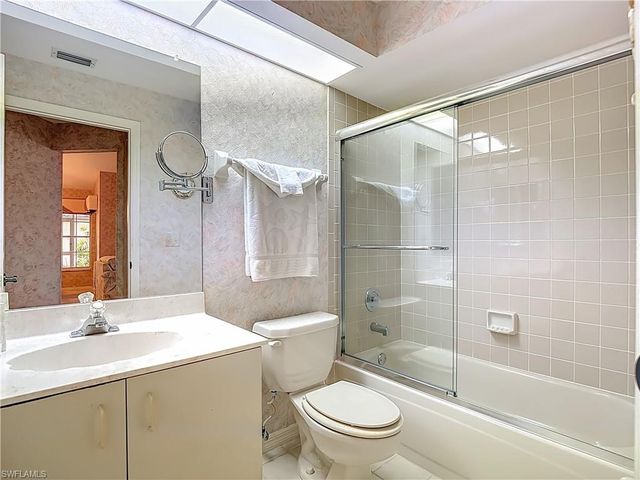 2181 Rio Nuevo DR, North Fort Myers, FL 33917