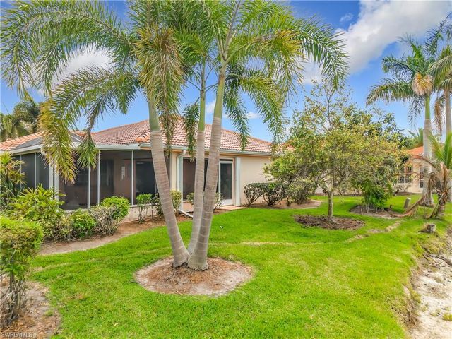 2181 Rio Nuevo DR, North Fort Myers, FL 33917