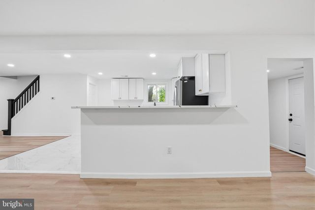 227 W FERRY RD, Yardley, PA 19067