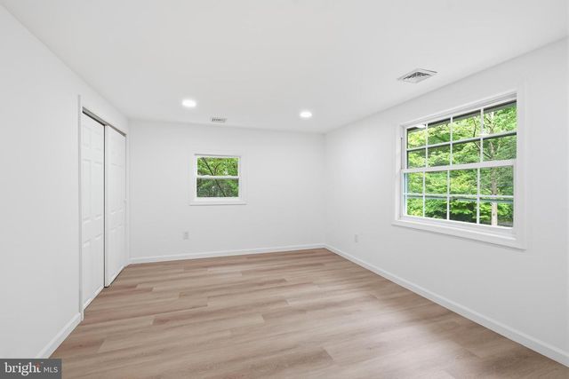 227 W FERRY RD, Yardley, PA 19067