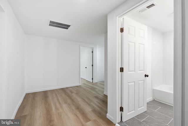 227 W FERRY RD, Yardley, PA 19067