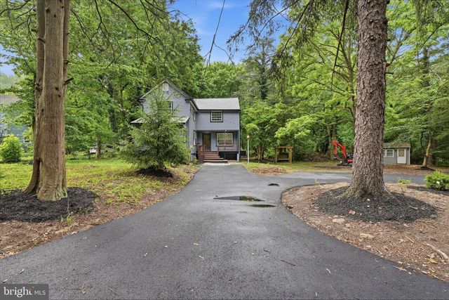 227 W FERRY RD, Yardley, PA 19067