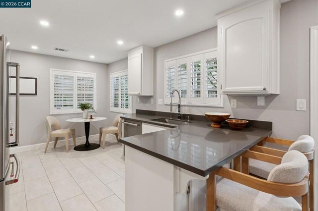 5214 Pebble Glen Drive, Concord, CA 94521