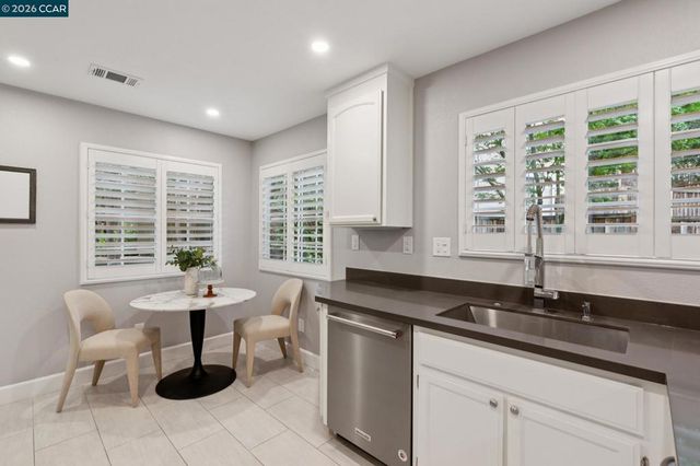 5214 Pebble Glen Drive, Concord, CA 94521