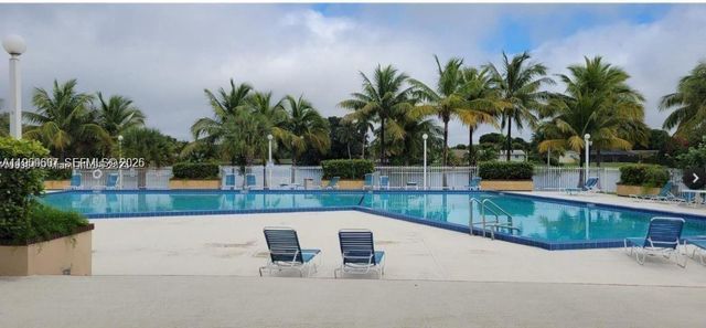 14525 N Kendall Dr 307J, Miami, FL 33186