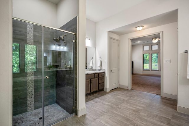 30943 Spring Lake Blvd, Tomball, TX 77375
