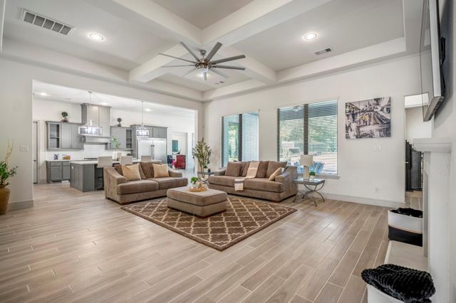 30943 Spring Lake Blvd, Tomball, TX 77375