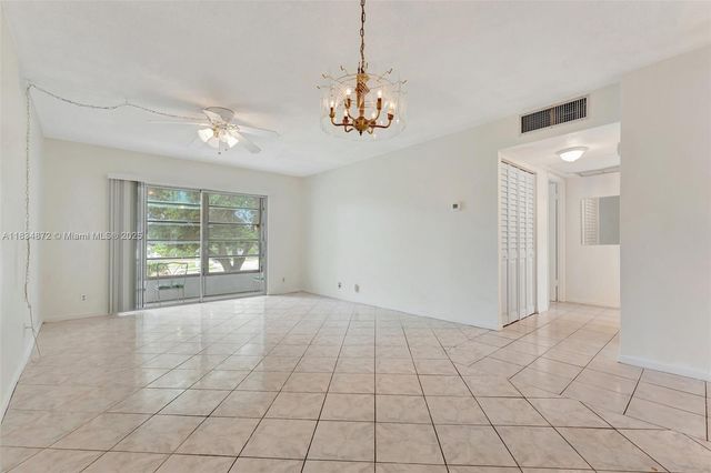 4341 NW 16th St 203, Lauderhill, FL 33313