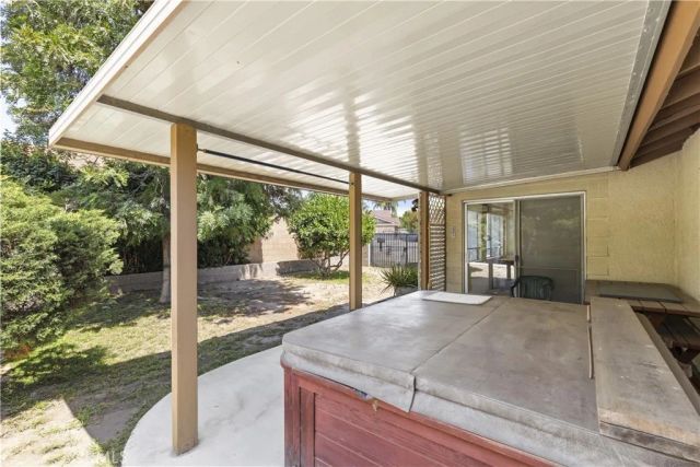 726 Piccadilly Square, Hemet, CA 92544