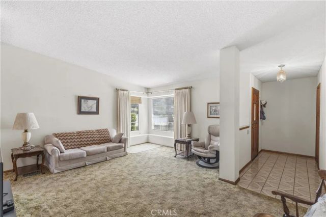 726 Piccadilly Square, Hemet, CA 92544