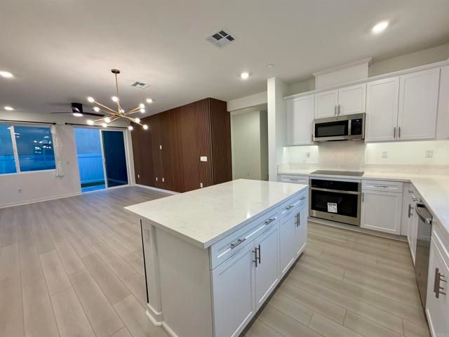 31416 Lolite Dr, Winchester, CA 92596