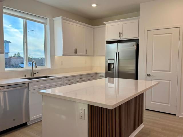 31416 Lolite Dr, Winchester, CA 92596