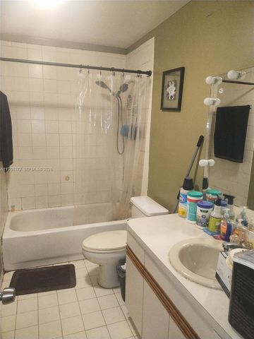 19360 SW 103 19360, Cutler Bay, FL 33157